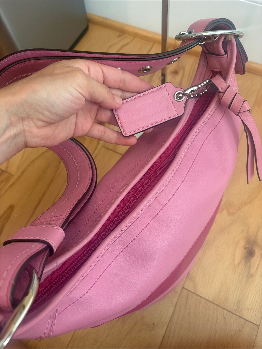 Vintage Coach Rugby Bucket Bag pink Leather Large Stripe Y2K Rare shoulder bag - Picture 11 of 17
